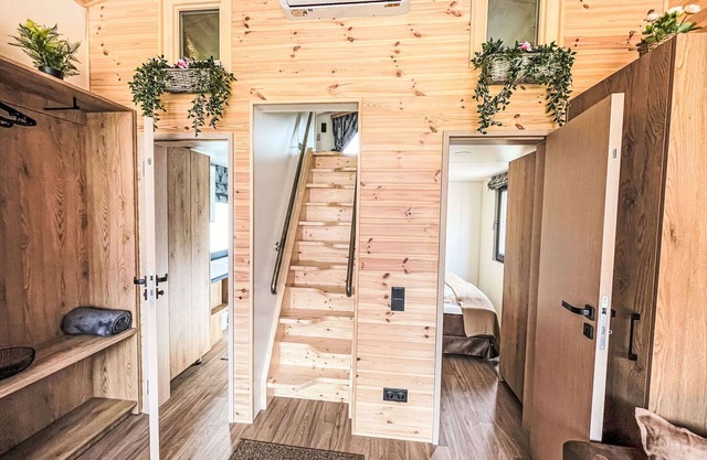 Bel appartement dans une maison de vacances avec climatisation, TV, terrasse et parking