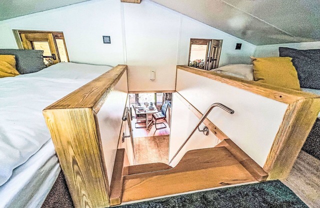 Agréable appartement dans une maison de vacances avec climatisation, TV, terrasse et parking