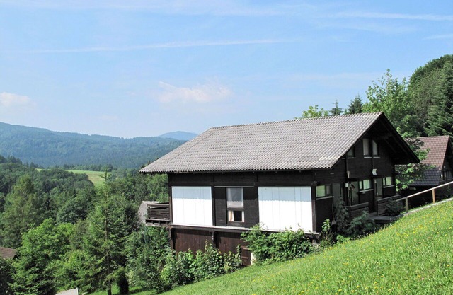 Agréable appartement dans une maison de vacances avec TV, balcon, animaux admis et parking