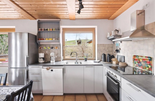 Nice apartment in Wald with kitchen