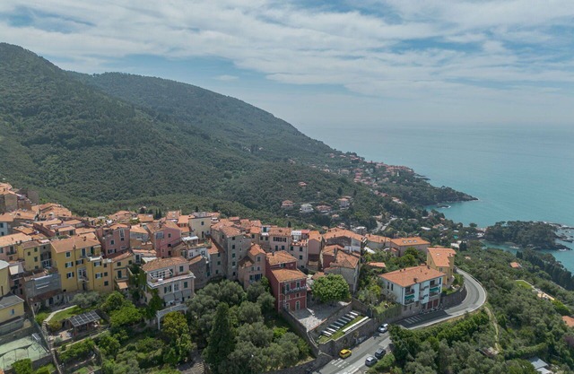 Agréable appartement pour 4 personnes avec WIFI, climatisation, TV et terrasse