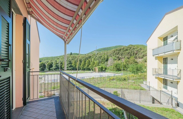 Confortable appartement pour 4 personnes avec WIFI, climatisation, TV et balcon