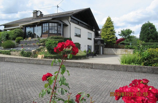 Nice, appartement, près du Nürburgring, idéal pour les sentiers de randonnée / de rêve, WiFi gratuit