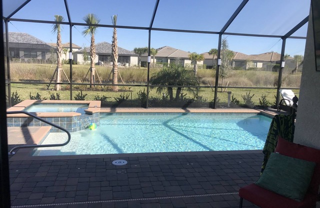Nice clean home in a great community with tons of amenities. Yearly rental poss.