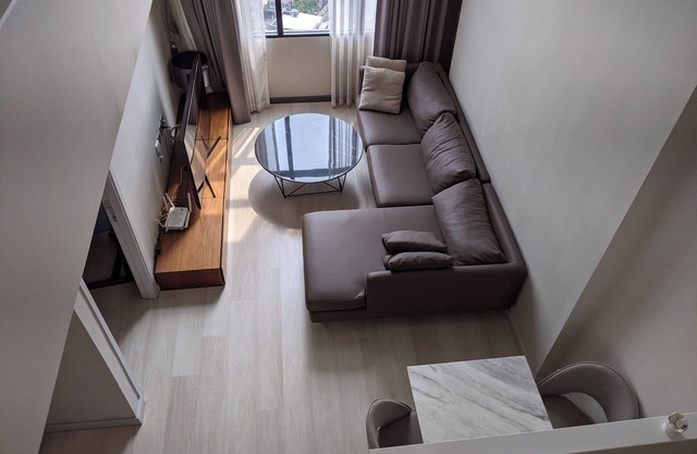 Nice condo with AC in Krung Thep Maha Nakhon