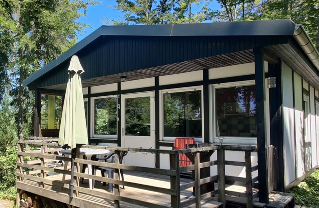 Beau chalet confortable avec cheminée dans l'Eifel allemande