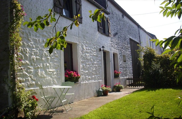 Nice gîte with private garden in Brûly-de-Pesche