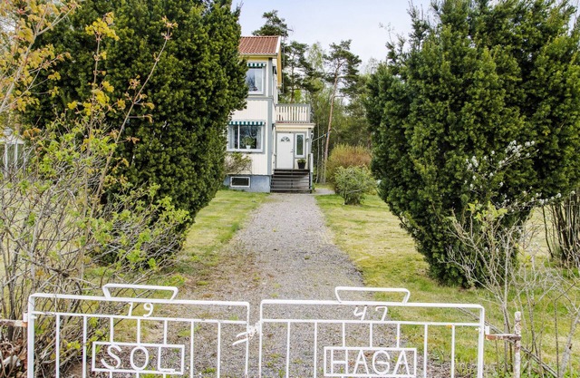 Nice holiday home in Grimshult with proximity to Lidhult in Småland