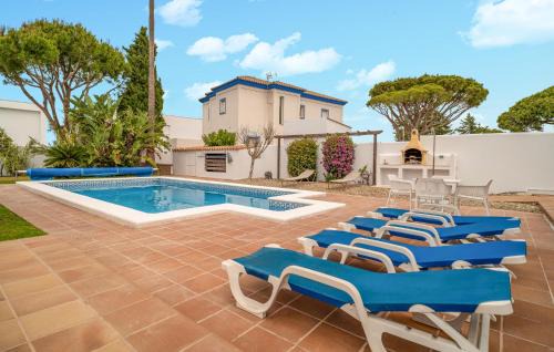Nice Home In Chiclana De La Fronter