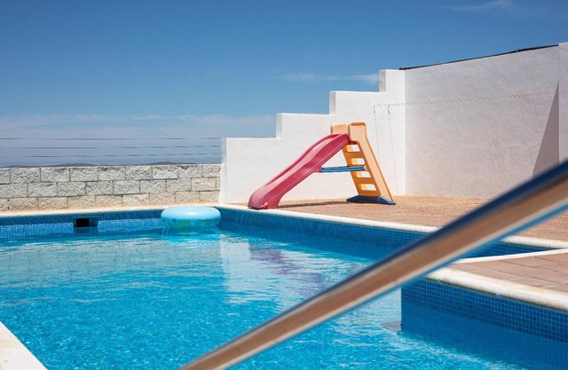 Nice home in Baena with outdoor swimming pool