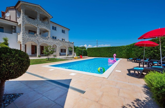 Bonita casa en Labin-Krsan