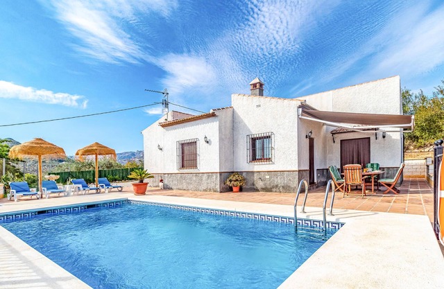 Belle maison à Periana avec cuisine