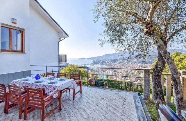 Belle maison à Rapallo avec cuisine