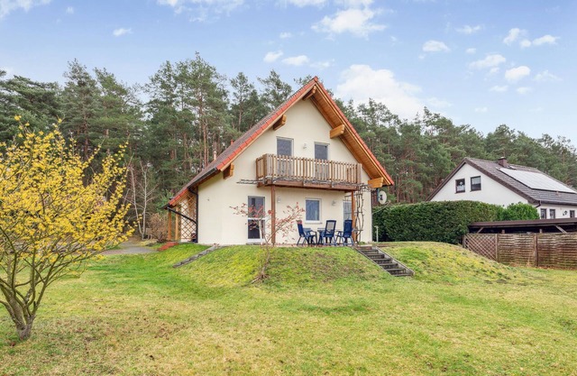 Belle maison à Schenkendöbern avec WiFi