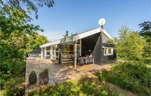 Nice Home In Vestervig With Wifi