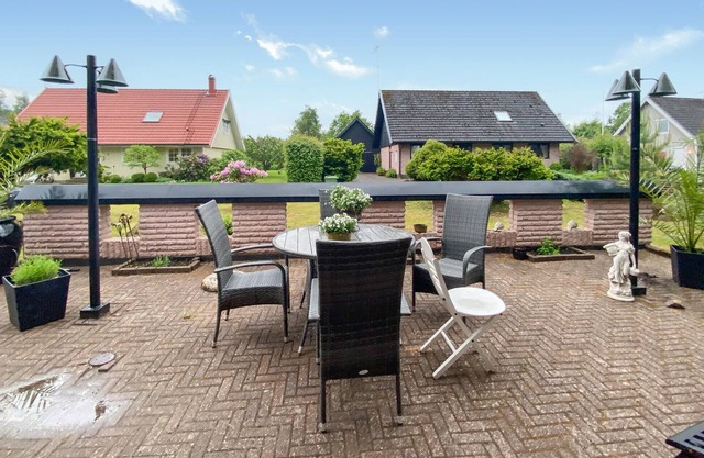 Nice home in Vittsjö with WiFi