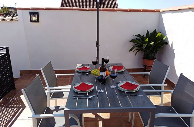 Belle maison avec grand solarium à Cordoue
