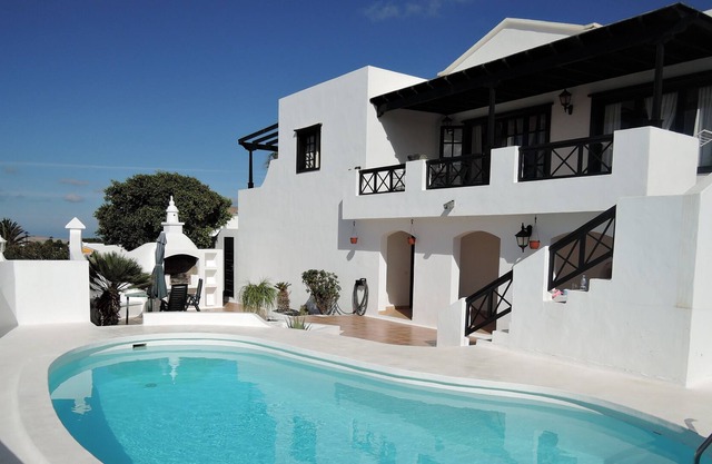 Belle maison calme et détachée avec piscine et vue