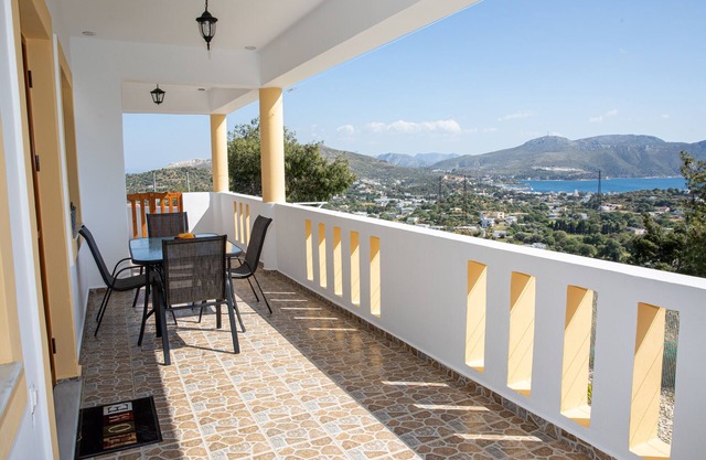 Nick and Bill Family House Leros / Bill's Apartment
