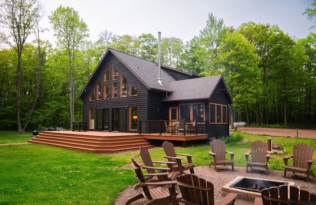 Nick Lake Lodge