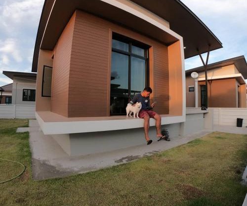 NICKY house