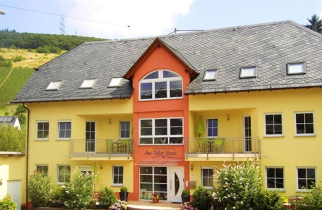No. 2 4-bed apartment handicapped accessible - Ferienresidenz Am Feller Bach