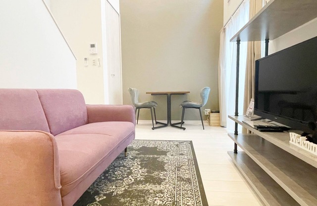 No 202 Close to Kumamoto Station maisonette type Semidouble bed x 2 sofa TV with video app / Kumamoto Kumamoto