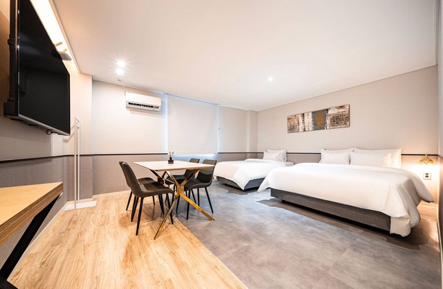 NO.25 Hotel