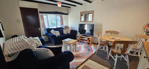 No 4 Trelawney Apartment - Onsite Bar - Restaurant - Horse Riding