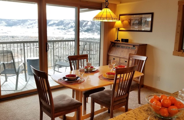 Meilleure vue à Steamboat ~ Remodel complet ~ HBO / DVR ~ Super Clean!