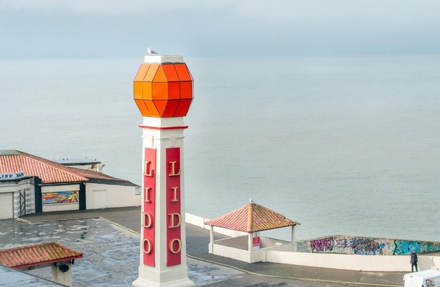 No1 Uninterrupted Sea View