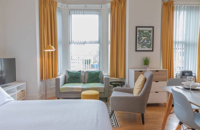 Flat4 Fulwood Heights-Studio-Premium-Salle de bain privée séparée