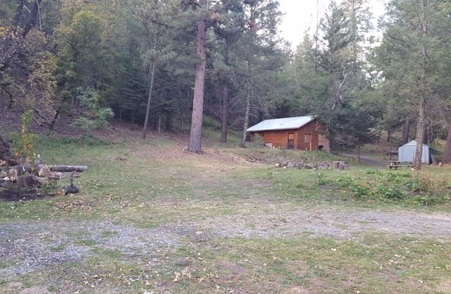 NOGAL CANYON ESCAPES / BUNKHOUSE - FORCE NATIONALE DU COMTÉ DE LINCOLN
