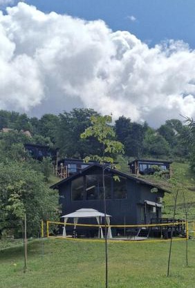 Nomad Lodge