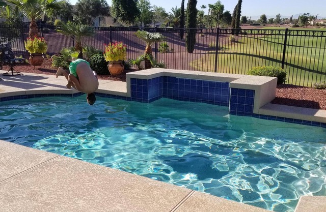 "Non-fumeur" 2 chambres sur terrain de golf ~ piscine!