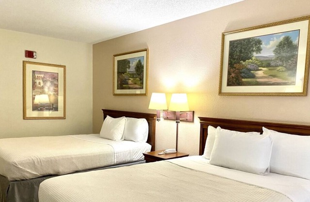Trip to Mount Vernon On The Budget! Visit Riverbend Park Minutes From Your Door