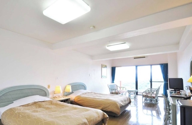 Nonsmoking Main building maisonette room 1F Wes / Konan Kōchi