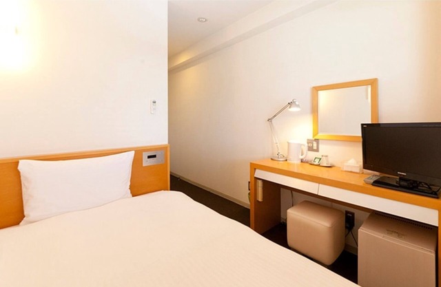 Nonsmoking single room with breakfast Delivered / Kochi Kōchi