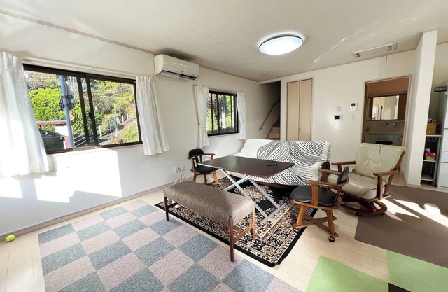 Nonsmoking Twostorey house along the river ma / Koyu-gun Miyazaki