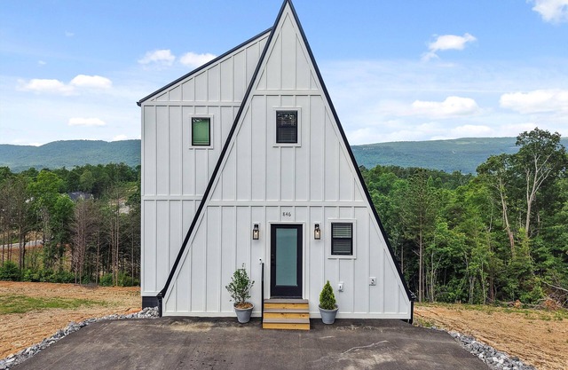 NEW Nordic Nest | Gorgeous A-frame Cabin | Hot Tub + Views!