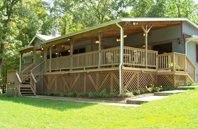 Belle vue sur le lac Home-Walk to Waters Edge! Luxe abordable.
