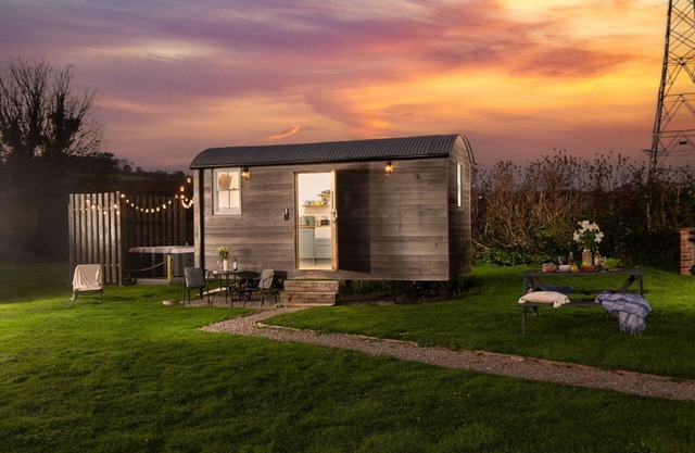 Nori's Nest, Shepherds Hut, Croft Hooper