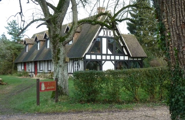 Cottage normand d'exception spacieux pour vous seuls dans un grand parc arboré