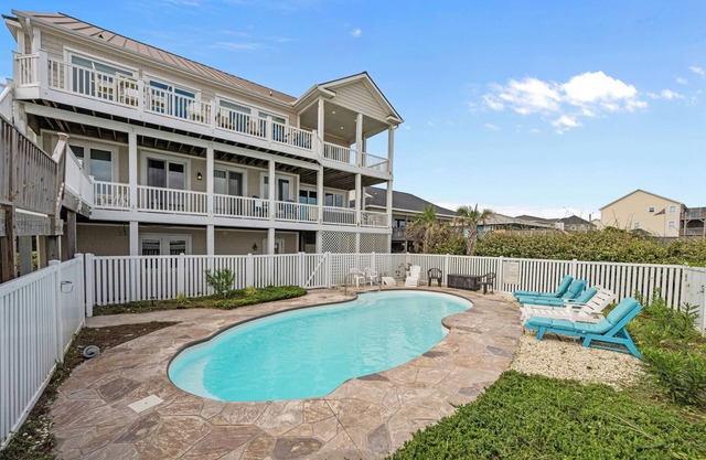 North Shore Paradise #199 - 7 BR, 7.5 BA Oceanfront Home w/ Pool & Hot Tub