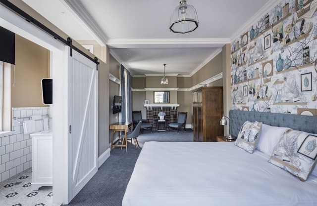 North Sydney Hotel