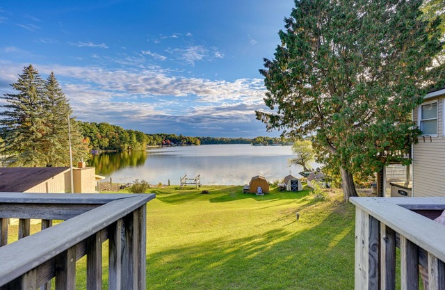 Northern Michigan Vacation Rental on Crooked Lake!