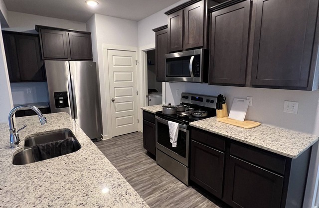 Northwest Huntsville 4 Bedroom House with Parking