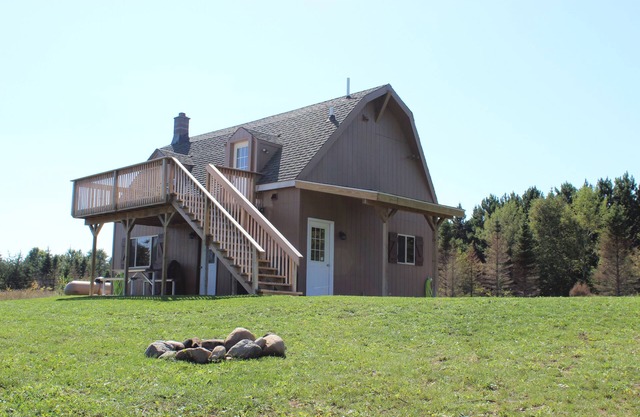 Northwinds Adventures - Nouvelle grange rénovée au cœur de Keweenaw