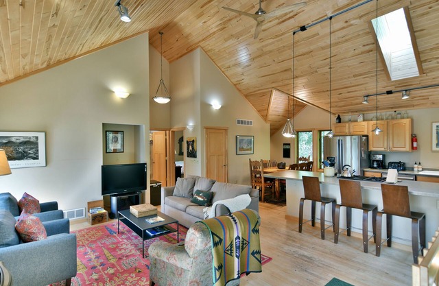 Northwoods Luxury - Lac privé, cuisine gastronomique, sauna!
