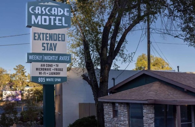 Nostalgic Motel Vibes *Cozy Rooms * WIFI *Room 3